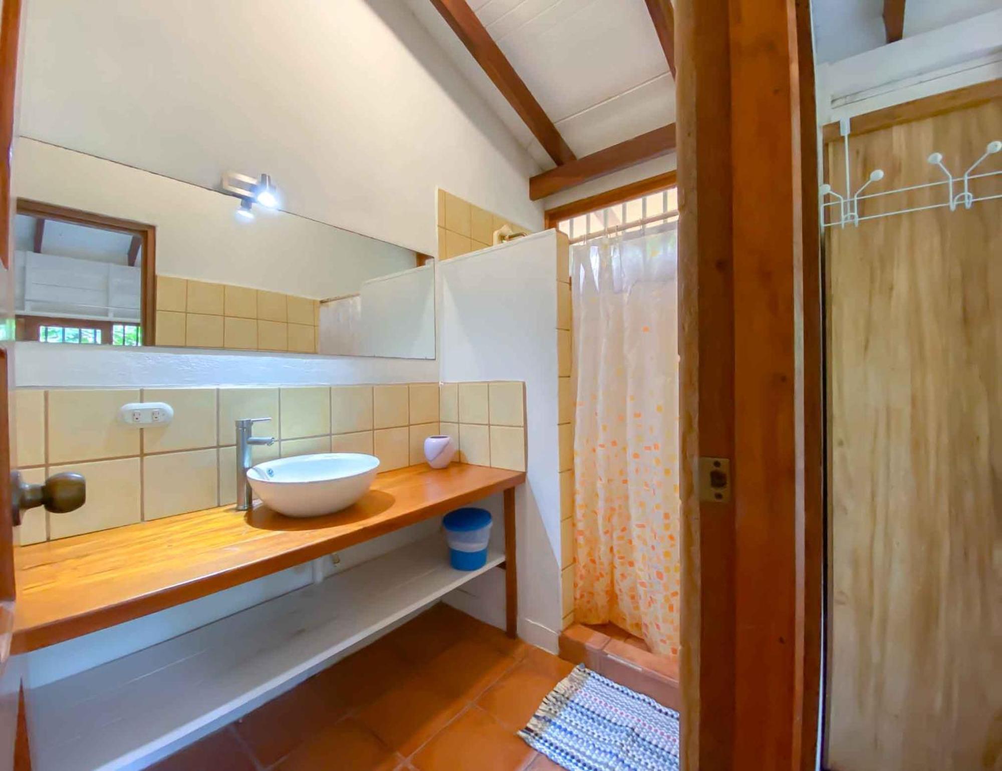 Hotel Casitas Mar Y Luz Puerto Viejo de Talamanca Экстерьер фото